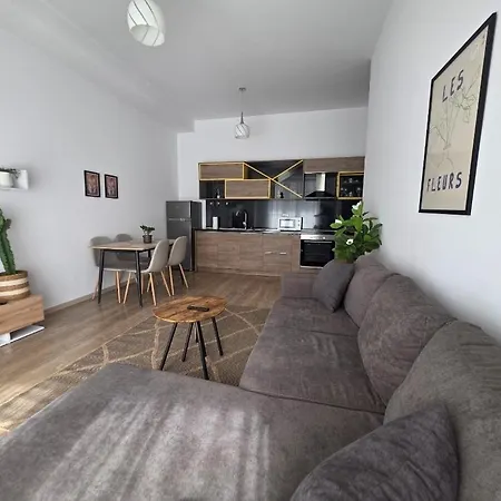 Magnet Self Check-in Apartment