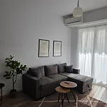 Magnet Self Check-in Apartment Tirana