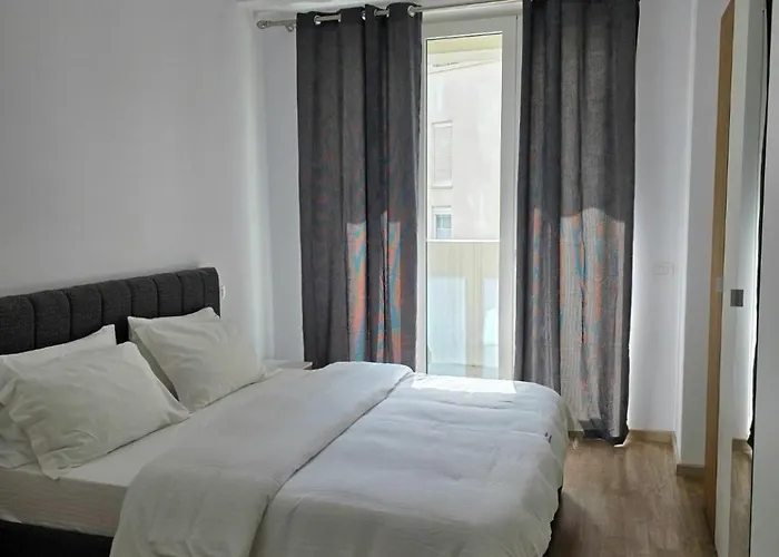 Magnet Self Check-in * Tirana